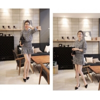 Đầm tole dài tay nhúng eo năng động