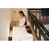 Bộ đầm maxi voan trắng