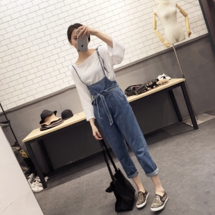 Quần yếm jeans độc đáo
