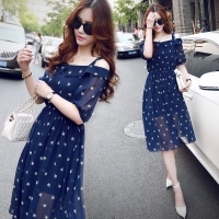 Maxi voan lụa họa tiết trể vai