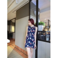Đầm voan cổ yếm họa tiết hoa 