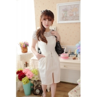 Đầm bút chì ren trắng phối túi