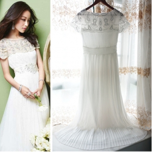 Đầm dạ hội đính cườm trắng