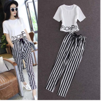 Set áo và quần sọc thời trang