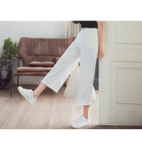 Quần ống rộng trắng thời trang