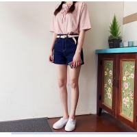 Áo thun trơn cổ thắt dây
