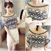 Áo ren phong cách xuyên thấu
